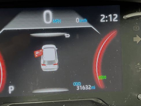 Used 2025 Toyota RAV4 XLE image 22