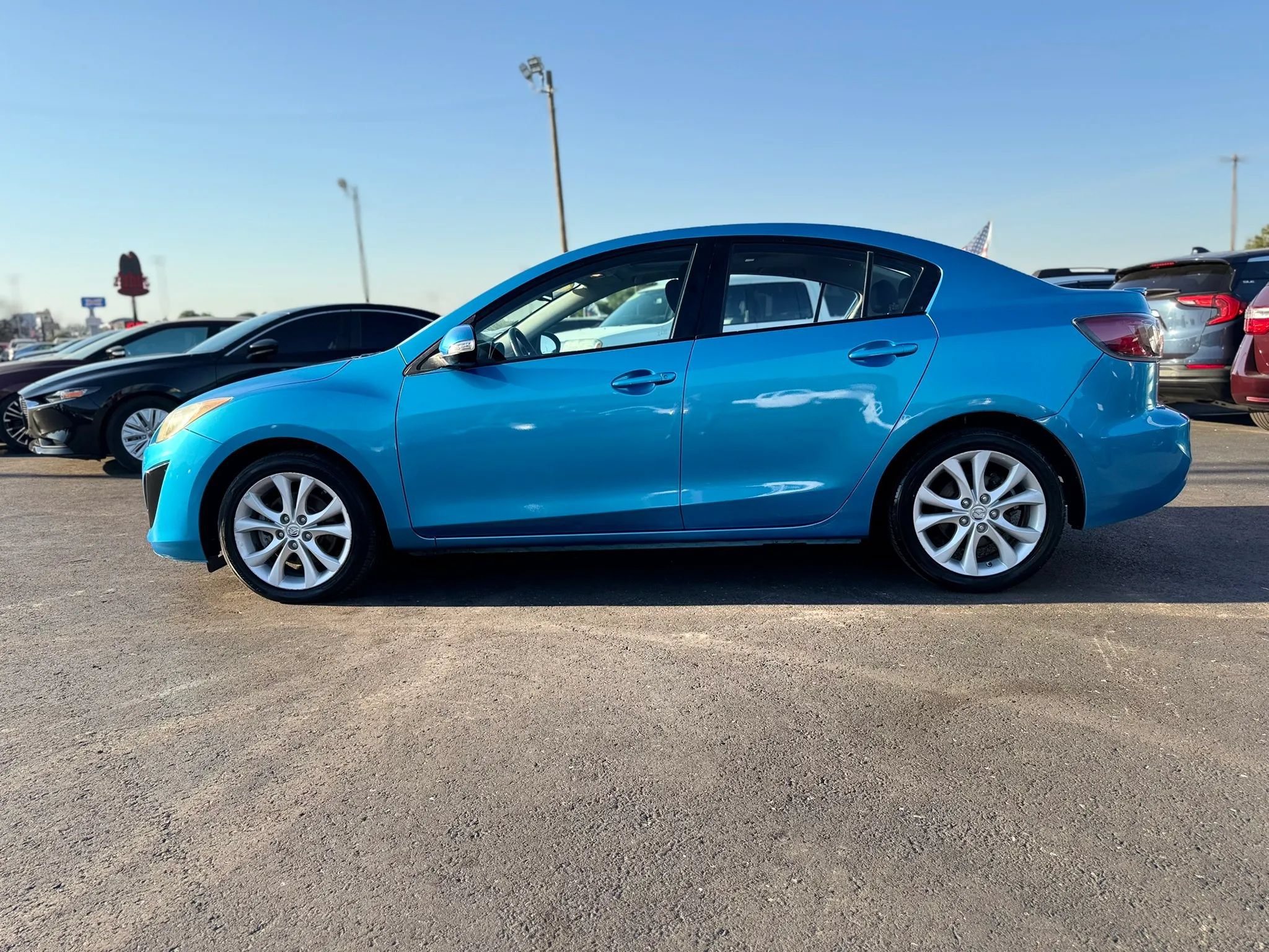 Used 2010 MAZDA MAZDA3 s Sport FWD image 6