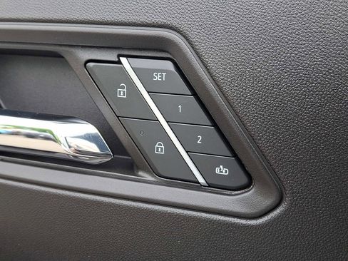 Certified 2023 GMC Canyon Denali AWD/4WD image 30