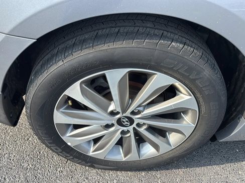 Used 2015 Hyundai Sonata SE FWD image 25