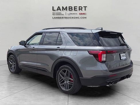 Used 2025 Ford Explorer ST w/ Sun And Sound Package AWD/4WD image 3