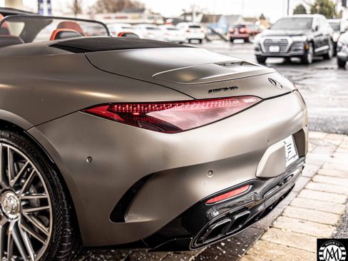 Used 2022 Mercedes-Benz SL 63 AMG 4MATIC w/ AMG Aerodynamic Package image 24