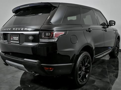 Used 2017 Land Rover Range Rover Sport HSE image 10