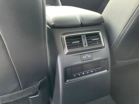 Used 2025 MAZDA CX-70 3.3 Turbo w/ Preferred Package image 25