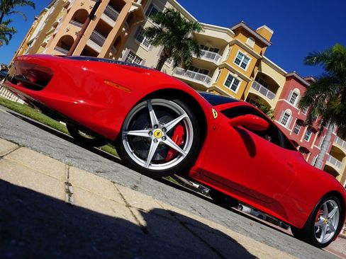 Used 2013 Ferrari 458 Italia Coupe image 58