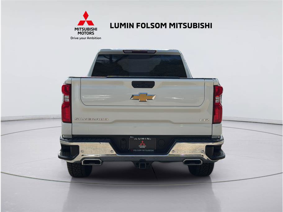 Used 2021 Chevrolet Silverado 1500 LTZ w/ LTZ Premium Package AWD/4WD image 4