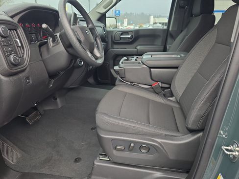 Used 2026 Chevrolet Silverado 1500 Custom Trail Boss AWD/4WD image 13