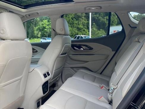 Used 2020 GMC Terrain Denali w/ Denali Premium Package image 24