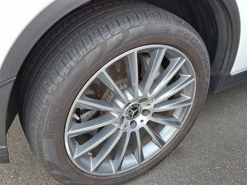 Used 2022 Mercedes-Benz GLC 300 4MATIC image 6