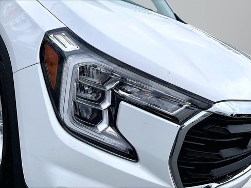 Used 2023 GMC Terrain SLE w/ Driver Convenience Package AWD/4WD image 30