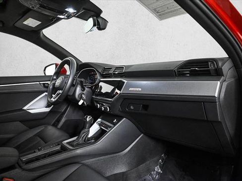 Certified 2023 Audi Q3 2.0T Premium Plus w/ Premium Plus Package image 23