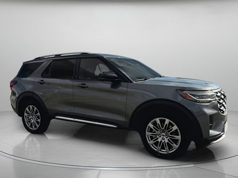 New 2026 Ford Explorer Platinum image 38