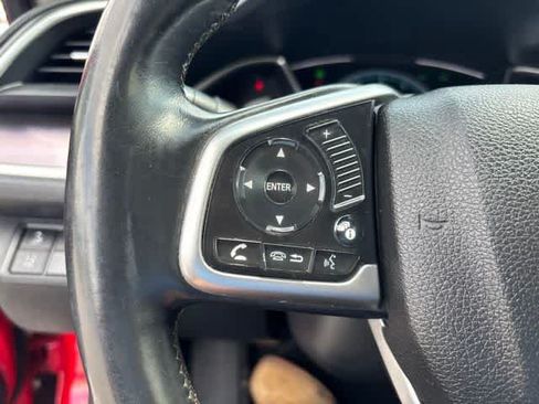 Used 2018 Honda Civic Touring image 11