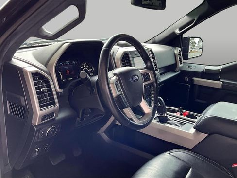 Used 2019 Ford F150 Lariat AWD/4WD image 18