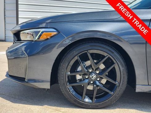 Used 2025 Honda Civic Sport image 8