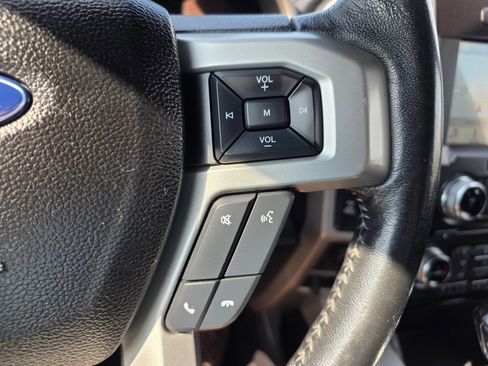 Used 2018 Ford F150 Lariat w/ Equipment Group 502A Luxury AWD/4WD image 21