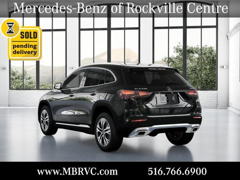 New 2025 Mercedes-Benz GLA 250 4MATIC image 12