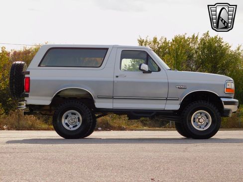 Used 1995 Ford Bronco image 7