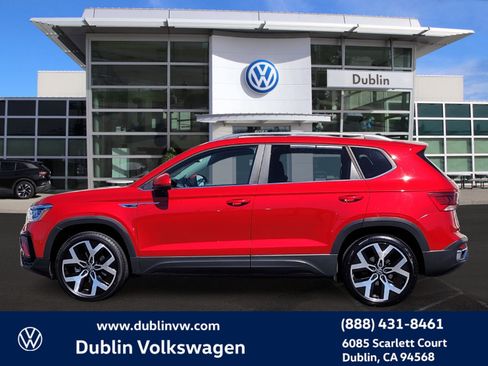 Used 2022 Volkswagen Taos SEL image 7