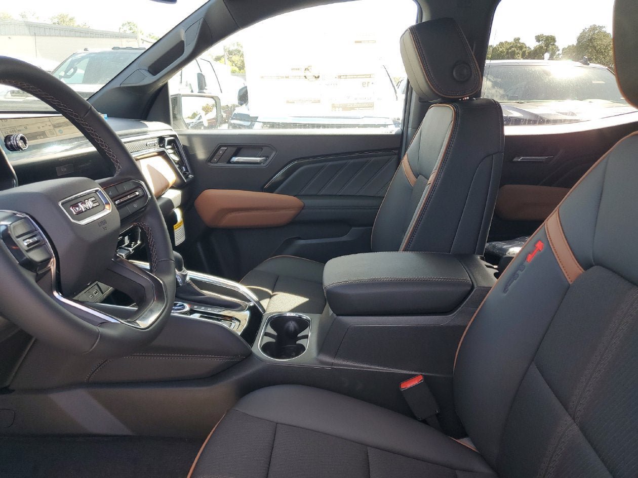New 2026 GMC Canyon AT4 AWD/4WD image 19