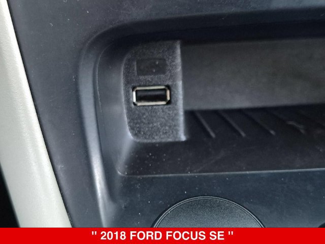 Used 2018 Ford Focus SE FWD image 25