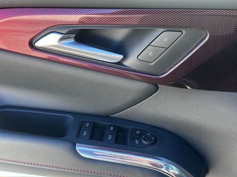 Used 2025 Chevrolet Traverse Z71 image 18