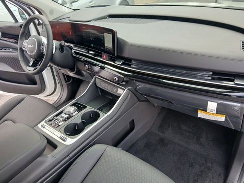 New 2026 Kia Carnival SX Prestige image 46