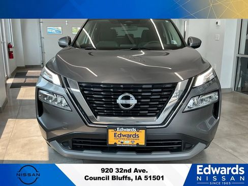 Used 2023 Nissan Rogue SV AWD/4WD image 3