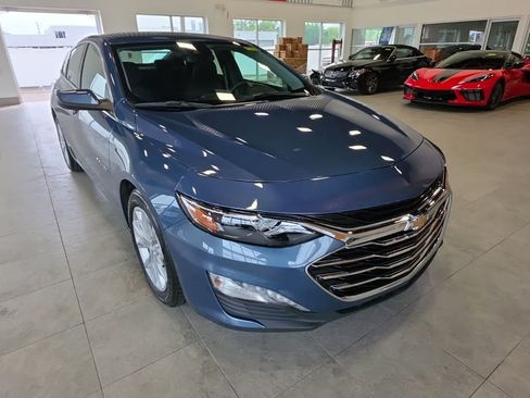 Used 2024 Chevrolet Malibu LT FWD image 4