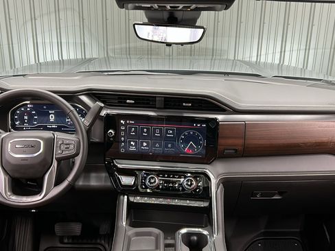 Used 2025 GMC Sierra 3500 Denali Ultimate image 43