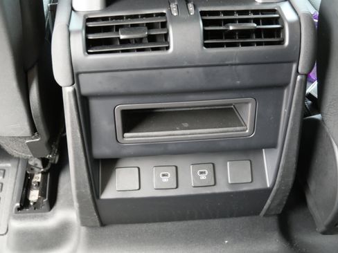 Used 2023 Land Rover Defender 110 S AWD/4WD image 17
