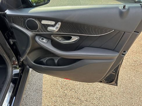 Used 2018 Mercedes-Benz GLC 300 image 14