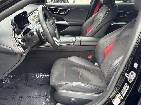 Used 2025 Mercedes-Benz E 53 AMG e 4MATIC Sedan image 26