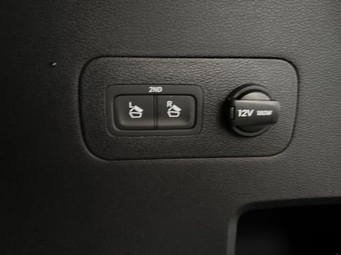 Used 2023 Hyundai Santa Fe SEL Premium image 18