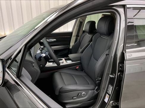 New 2026 Genesis GV70 2.5T Select AWD/4WD image 12