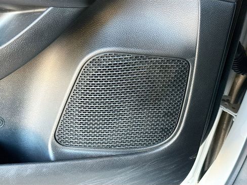 Used 2026 Chrysler Pacifica Select FWD image 20