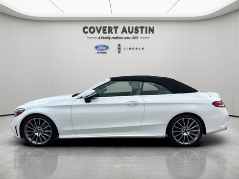 Used 2019 Mercedes-Benz C 300 Cabriolet image 2