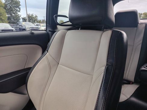 Used 2016 Dodge Challenger SXT Plus image 10