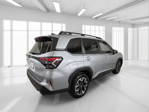 Certified 2026 Subaru Forester Premium AWD/4WD image 8