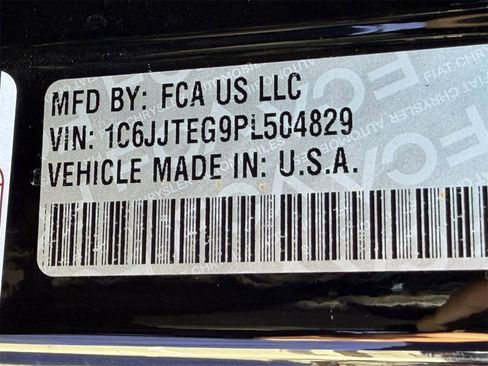 Used 2023 Jeep Gladiator Mojave w/ Trailer Tow Package image 28