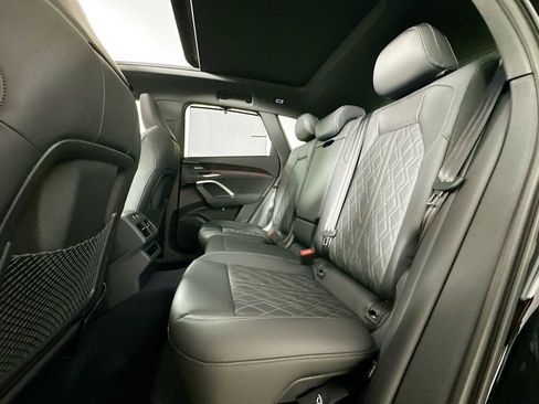 New 2025 Audi SQ5 Premium Plus image 23