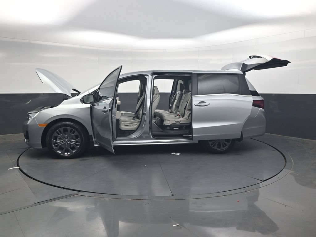 New 2027 Honda Odyssey Touring image 32