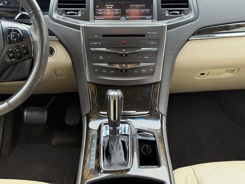 Used 2014 Lincoln MKS w/ Equipment Group 101A image 9