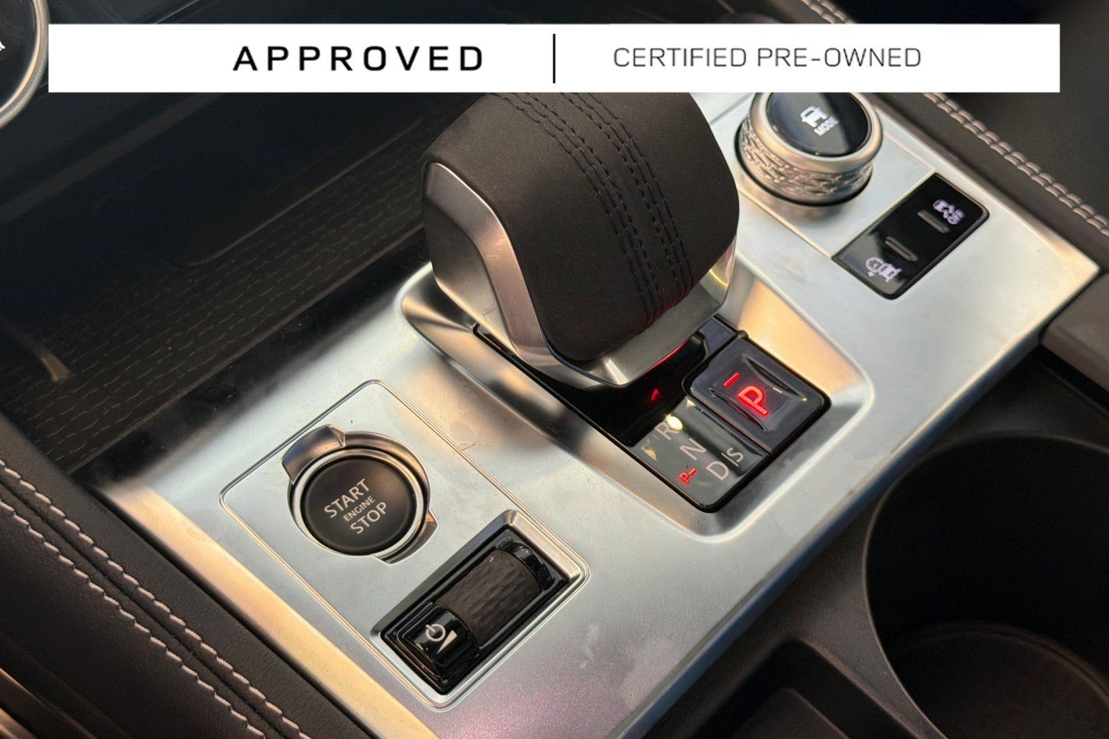 Used 2025 Jaguar F-PACE R-Dynamic S AWD/4WD image 17