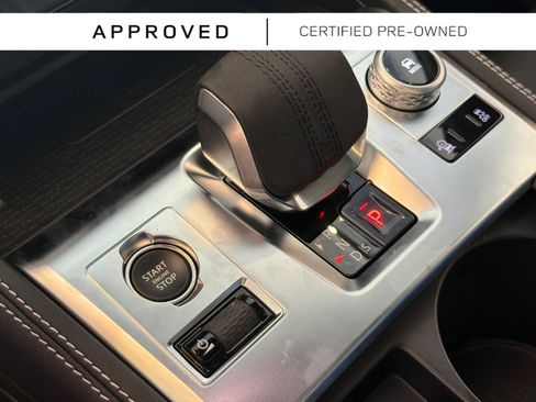 Used 2025 Jaguar F-PACE R-Dynamic S AWD/4WD image 17