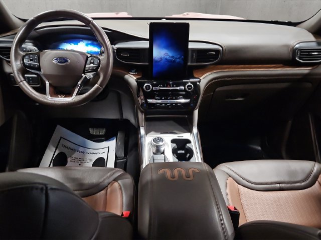 Used 2021 Ford Explorer King Ranch w/ Premium Technology Package AWD/4WD image 2