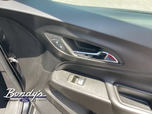 Used 2024 Chevrolet Equinox LT FWD image 20
