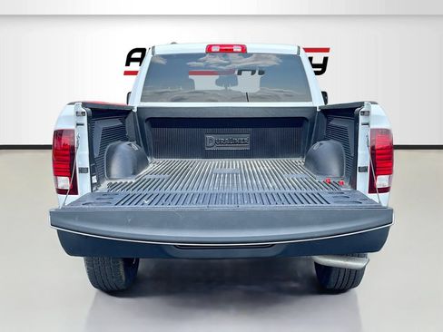 Used 2022 RAM 1500 Warlock AWD/4WD image 25