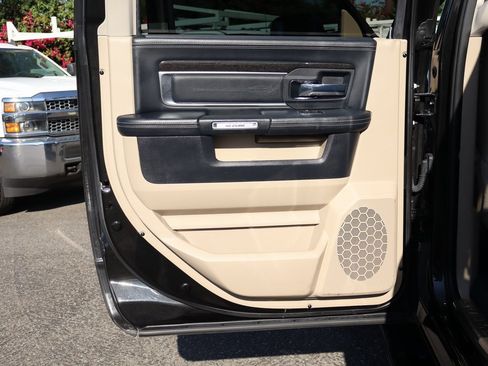 Used 2018 RAM 2500 Limited image 44