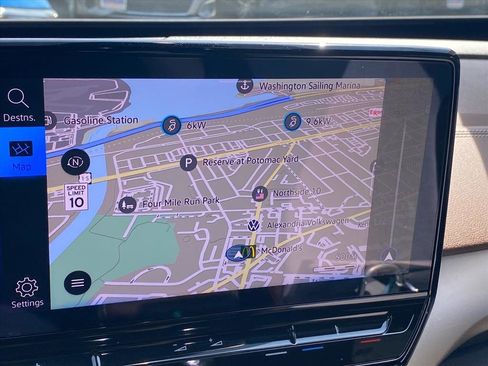 Certified 2023 Volkswagen ID.4 Pro image 9